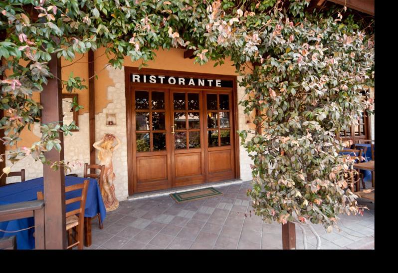 Hotel Cascia Ristorante Esterno foto