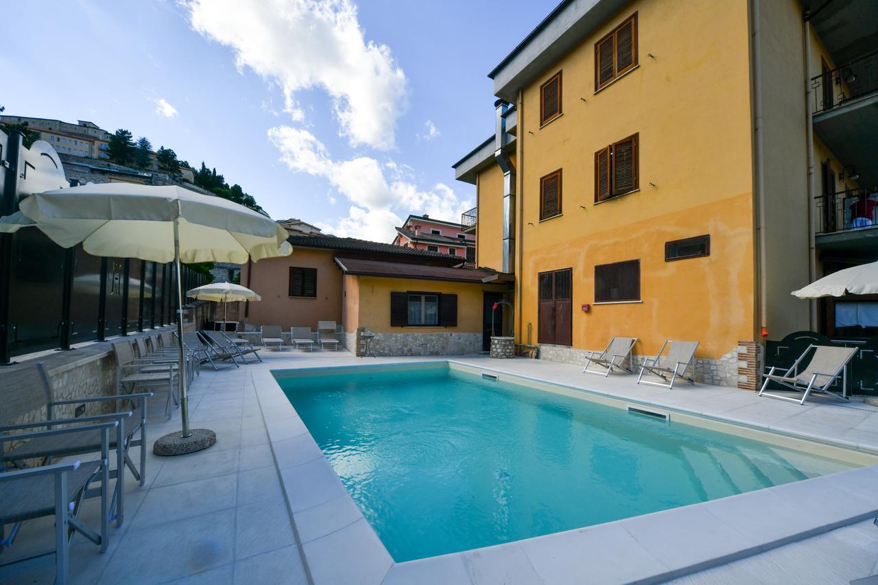 Hotel Cascia Ristorante Esterno foto
