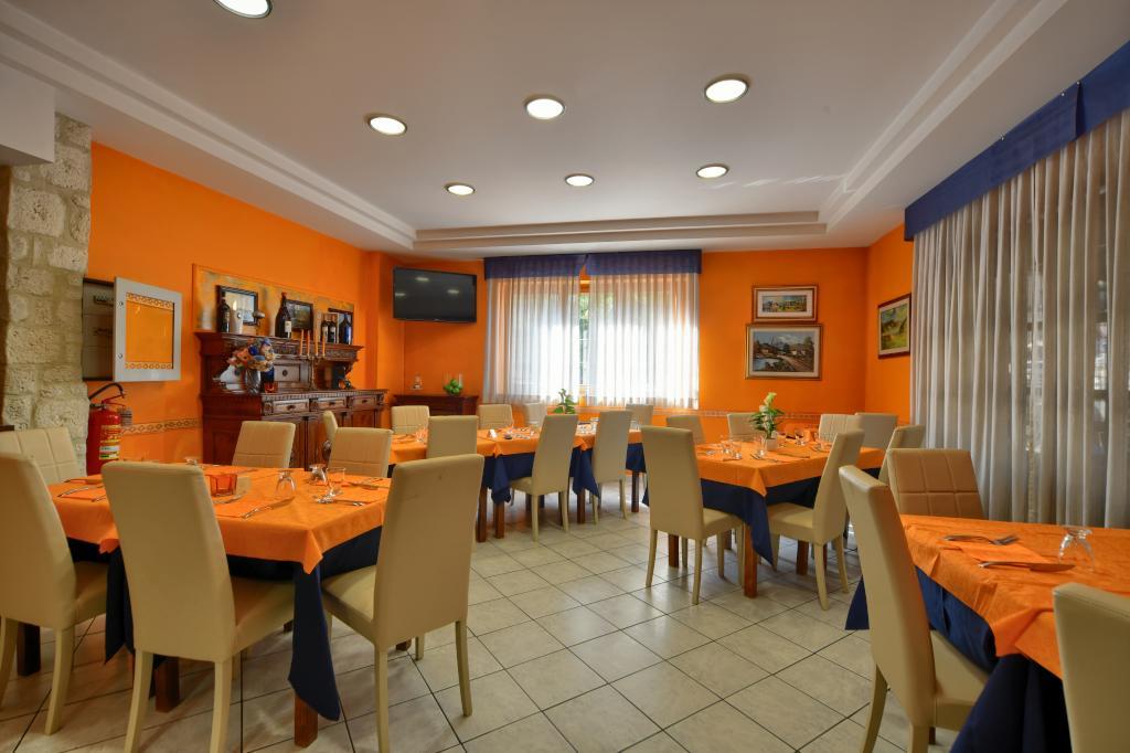 Hotel Cascia Ristorante Esterno foto